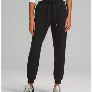 Lululemon scuba high rise joggers